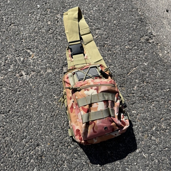 Camouflage Sling Bag for Men - Picture 8 of 10